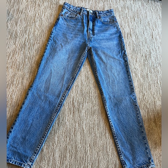 Zara High Rise Skinny Jeans - Picture 2 of 2